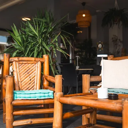 Del Corso 2* ビビオーネ