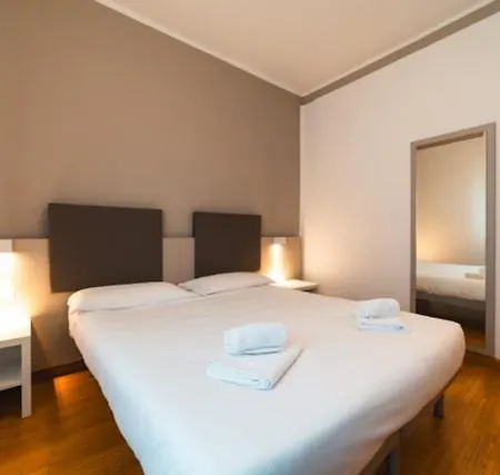 Hotel Del Corso 2*