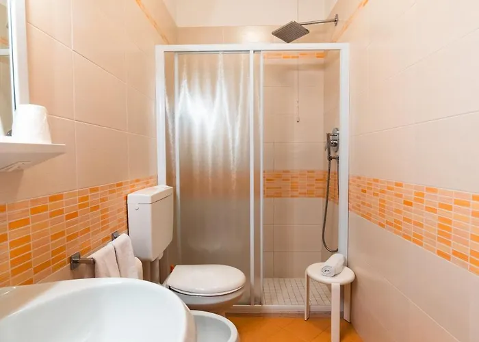 فندق Del Corso بيبيوني